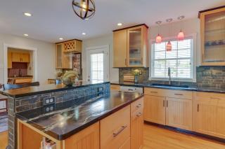 Cozy Richmond Retreat with Yard about 5 Mi to Dtwn! - Richmond - 1