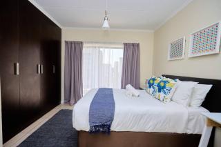 A Charm in Dainfern near Montecasino Sandton - Joanesburgo - 9