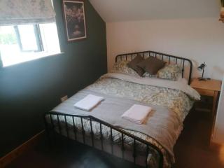 The Old Barn, Cosy Townhouse in Leominster - Leominster - 4