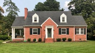 Waterfront Home With Boat Dock & Study - Weems - 9