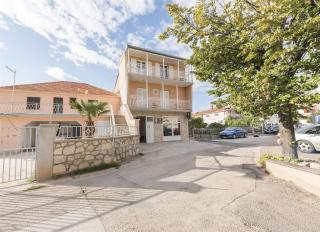 Apartments Marinko - Tribunj - 0