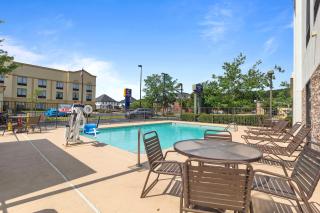 Hampton Inn Atlanta-Woodstock - Woodstock - 4
