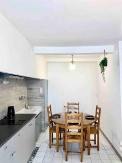 2 T2 proche place Carnot BOX A BAGAGES GRATUITS - Carcassonne - 3