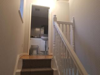 Beautiful 2-Bed House in Bolton with free parking - Bolton - 6