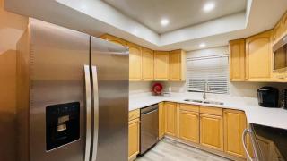Newly remodeled home duplex unit near 4 world-class ski resorts - Sandy - 4