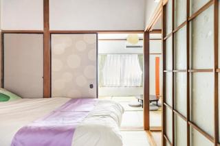 新宿から快速15分の三鷹駅徒歩3分 最大5名 ゆったり和室【MITAKA NAGOMI ROOM】 - 1