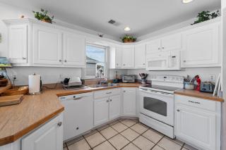 1781 - Brownie's Retreat by Resort Realty - Corolla - 1