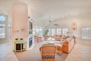 1810 - Hook Line And Sinker by Resort Realty - Corolla - 3