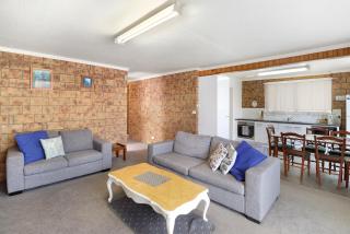 Kellraine Holiday Units - St Helens - 0