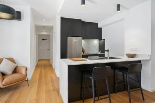 The Retreat at Saddlers House with Private Balcony - Hobart - 6
