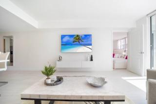 *Luxury Brickell High Rise Condo City/Ocean Views* - 2
