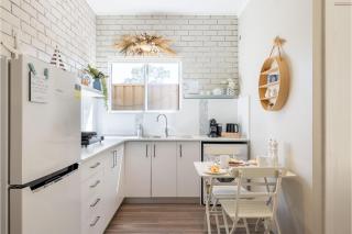 The Little Nest, 43a Albert St - Air con, Wi-Fi & Linen - Taylors Beach - 2