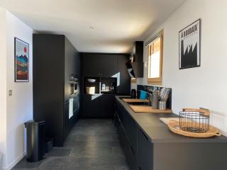 Chalet rénové pour 12 pers., à 100m des pistes, 300m des commerces, terrasses et parking inclus - FR-1-733-146 - Crest-Voland - 5