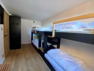 Chalet rénové pour 12 pers., à 100m des pistes, 300m des commerces, terrasses et parking inclus - FR-1-733-146 - Crest-Voland - 3