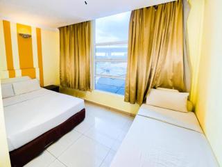 Sun Inns Hotel Puchong Near IOI Puchong - Puchong - 1