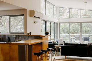 Parsons Cove Beach House - Coles Bay - 3