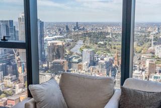 Melbourne 3BR Apartment - 7