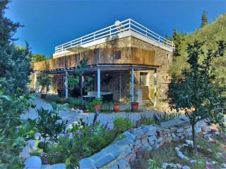 Eco Secluded hand built stone house in an oasis - Mastihari - 0