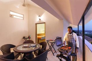 3Tropical Woods 4BR Villa in North Goa PoolCook - Bardez - 8