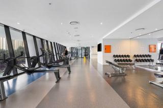 Circle on Cavill Riverview Apartment 450 metre to the Beach - Gold Coast - 1