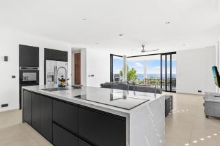 Luxury 12-Person Villa in Cas Abou with Pool, Seaview, and Private Beach Access - Willibrordus - 4