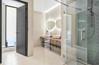 Luxury 12-Person Villa in Cas Abou with Pool, Seaview, and Private Beach Access - Willibrordus - 1