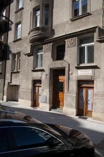 Spacious 2 bedroom apartment with nice terrace - Prague - 6
