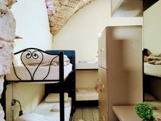 PoliHosts Old Jaffa - 2