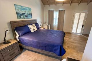 The Moxy - English Harbour Town - 1
