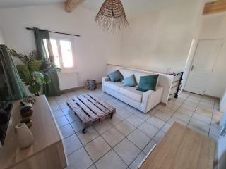 Casa Papidou, Charmante Maison au calme - Jonage - 1