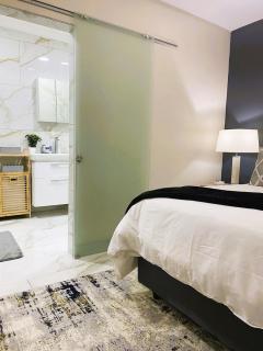 Westpoint Exclusive Apartments with Power Back Up - Johannesburg - 1