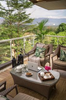 LohonoStays Villa Belmonte - Karjat - 8