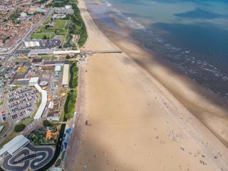 Lovely 8 Berth Caravan At Southview Holiday Park Near Skegness Beach Ref 33031Cl - Skegness - 9