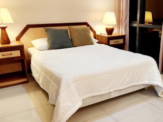 Casa Antonio at Viceroy McKinley Hill - Manila - 9