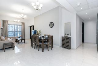 Family and Group Stay I Near Burj Khalifa I Summer Deal - 9