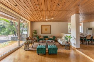 LohonoStays Villa Athini - 9