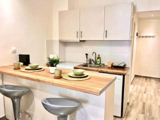 Cozy Condo in Thessaloniki - Salonicco - 9
