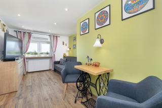 Slowacki Avenue Family Apartments Cracow by Noclegi Renters - Cracóvia - 4