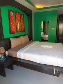 New Lavender Hotel Patong - Patong Beach - 6