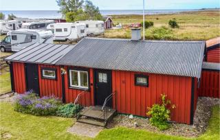 2 Bedroom Cozy Home In Degerhamn - Degerhamn - 1