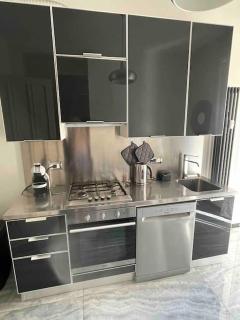 Two bedroom apartment with private parking - Turin - 3