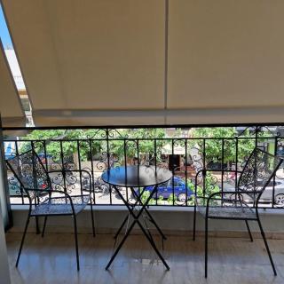 Faronita - Luxury apt in the heart of Kalamata - Kalamata - 4
