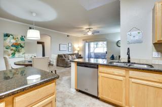 Central Phoenix Condo - Walk to Papago Park! - 1
