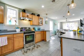 The 1818 Home with Porch and Grill - 1 Mi to Beach! - Lake Como - 1