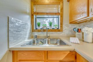 Ruidoso Cabin with Deck and Views 4 Mi to Winter Park - Ruidoso - 1