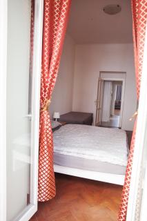 2B Pechackova family apartment with balcony by the river - Prague - 9