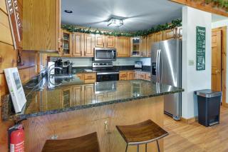 Gore Mountain Cabin Game Room and Fire Pit - North Creek - 4