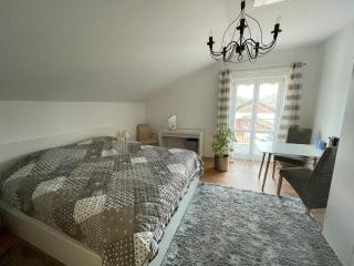 Ferienwohnung und Zimmer "do is schee" - 2