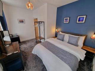 Rendezvous Bar & Rooms - ADULTS ONLY - Blackpool - 2