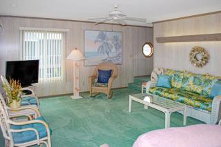 Peace & Quiet - Holden Beach - 4